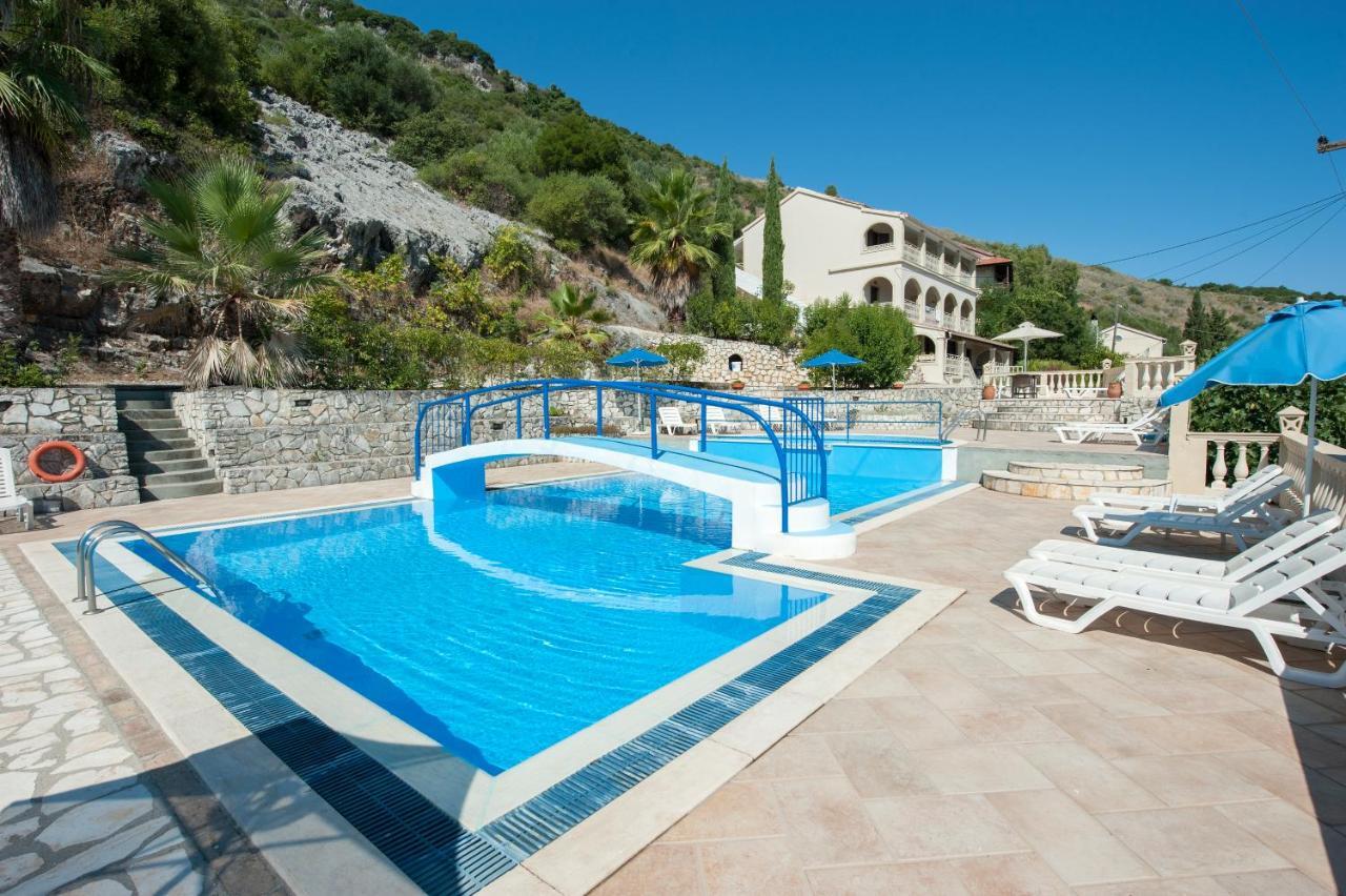 Dimitrios Apartments Кассиопи Экстерьер фото
