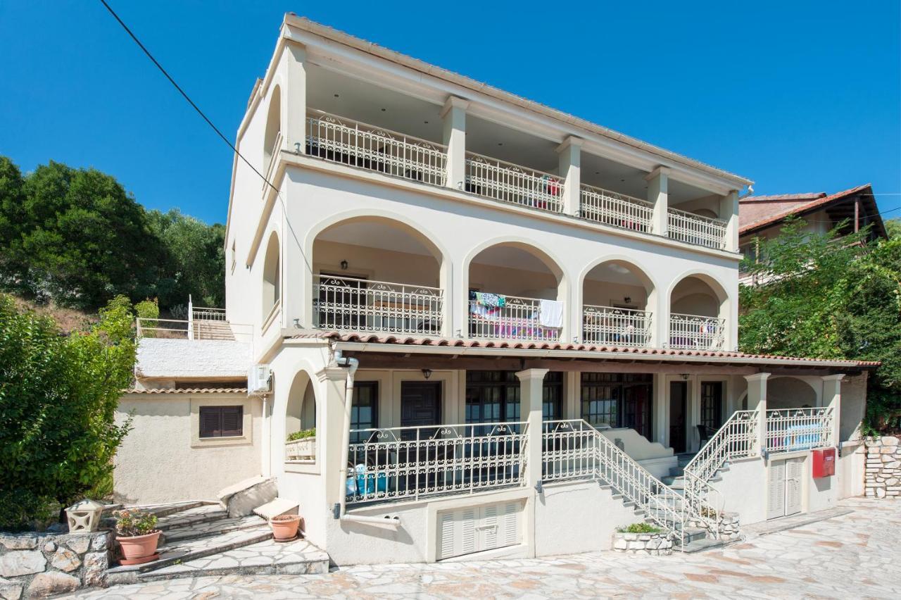 Dimitrios Apartments Кассиопи Экстерьер фото