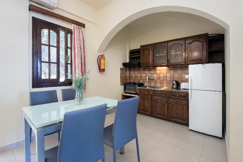 Dimitrios Apartments Кассиопи Экстерьер фото